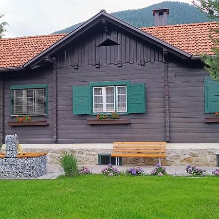 Family Home Weissensee グライフェンブルク エクステリア 写真